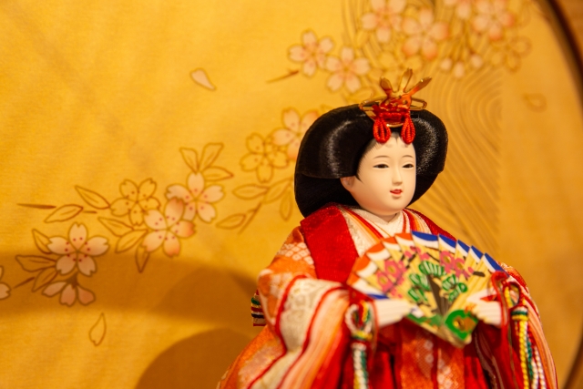 日本人形を高値で売却する4つのコツ