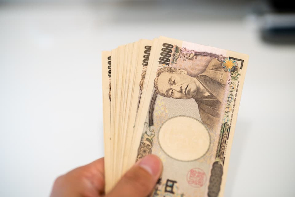 レアな一万円札を売却する際の注意点